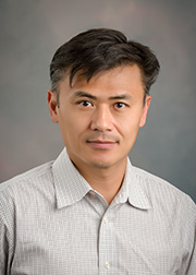 Photo of Alton C Liu