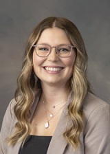Photo of Leslie Buzzard, NP